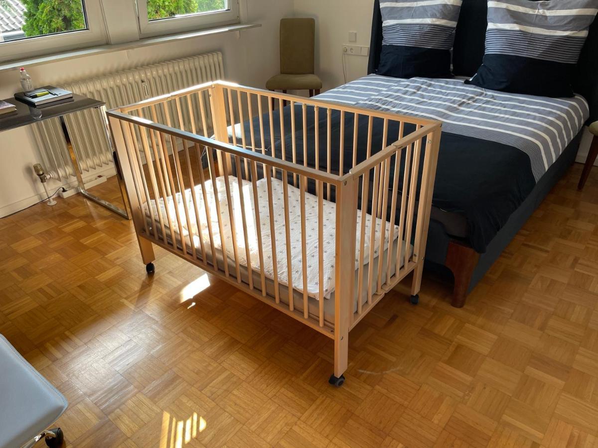 Appartement Region Esslingen - Naehe Messe - Flughafen - Stuttgart - Wohnen Und Arbeiten Auf Zeit In 120M2 Wohlfuehlatmosphaere - Ab 3 Uebernachtungen - Geeignet Fuer 4 Pers Incl Kinder - Beistellbett Moeglich - Kinder Und Tiere Willkommen - Garage F Altbach Exterior foto